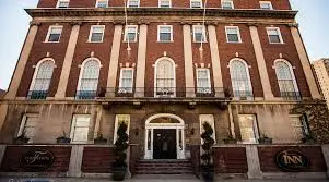 The Hampton Inn & Suites Rochester Downtown